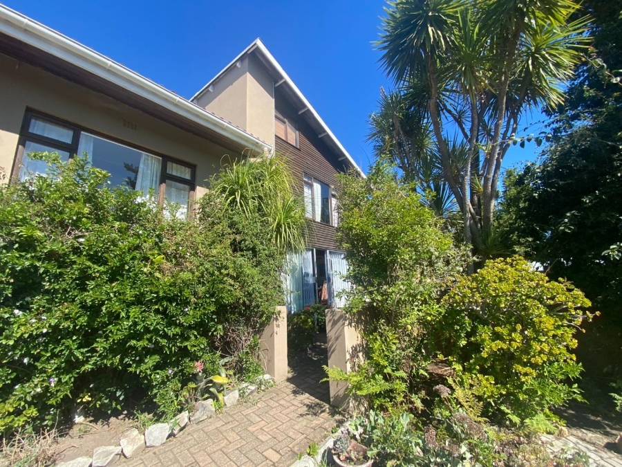 Commercial Property for Sale in Harkerville A H Western Cape